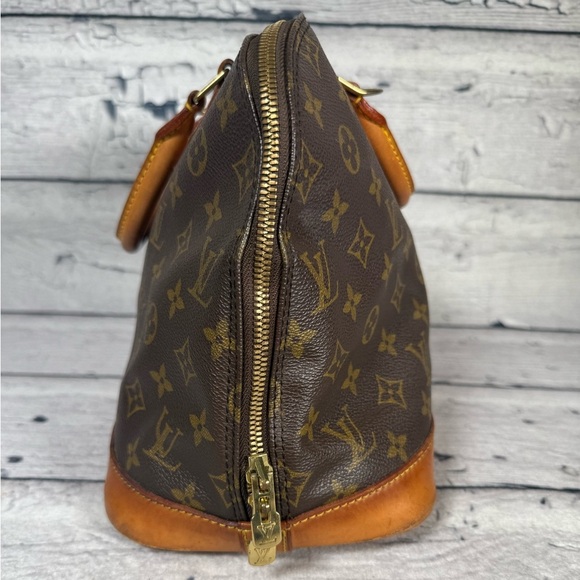 Louis Vuitton Alma Brown Canvas Monogram Leather Handbag - Picture 3 of 16